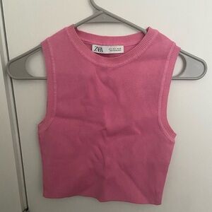 Cropped Zara tank
